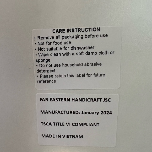 Large Chinoiserie Rattan Serving Tray - Picture 3 of 4